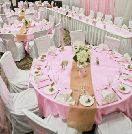 Pleated Polyester Table skirts - Image 4